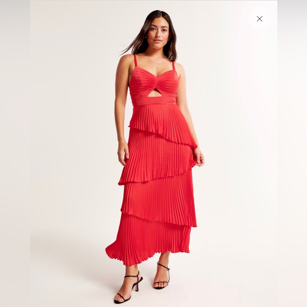 A&F Giselle Pleated Tiered Maxi Dress